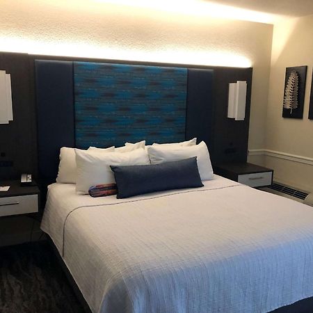 Best Western Plus Novato Oaks Inn Exterior photo
