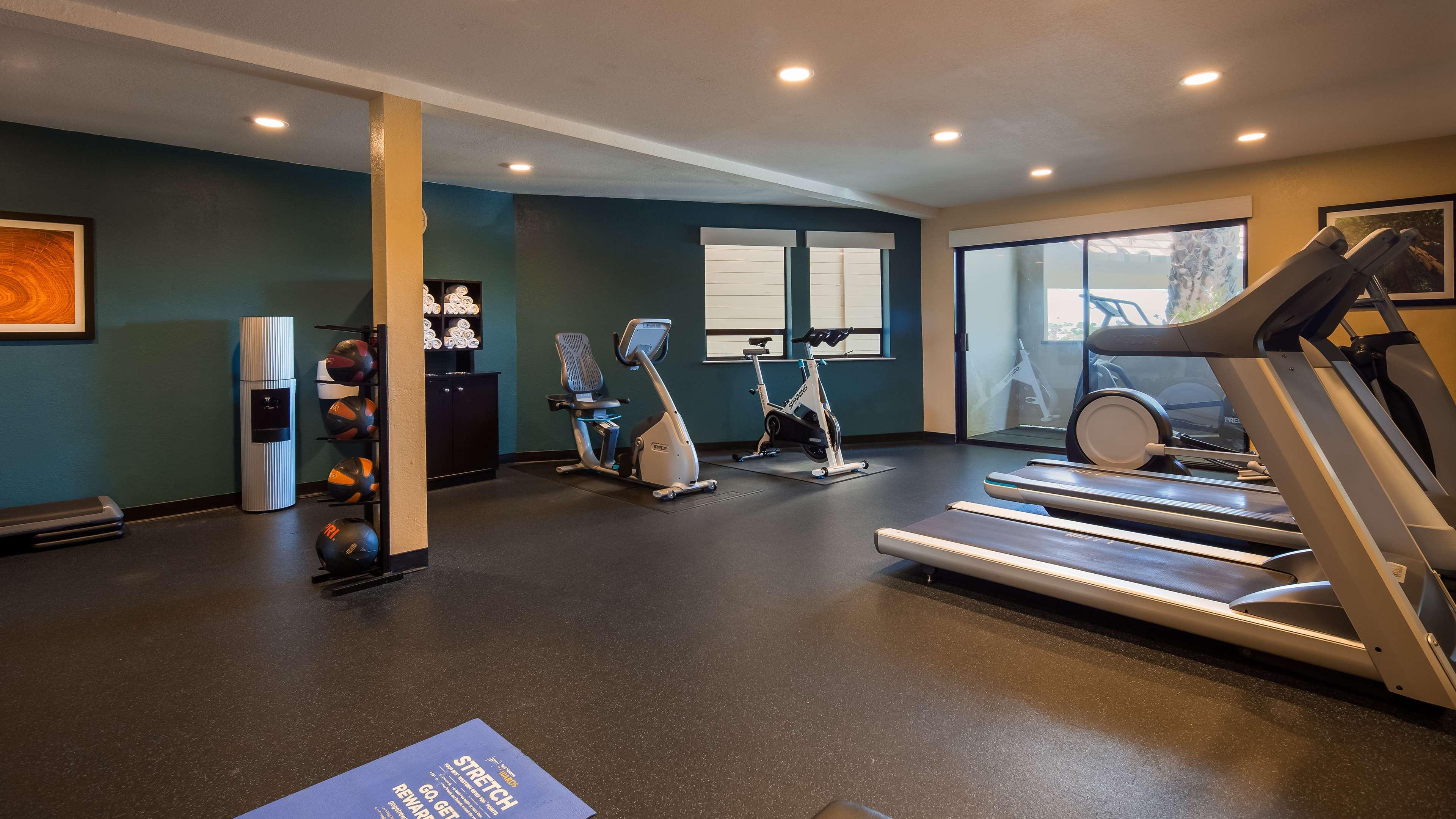 Best Western Plus Novato Oaks Inn Exterior photo