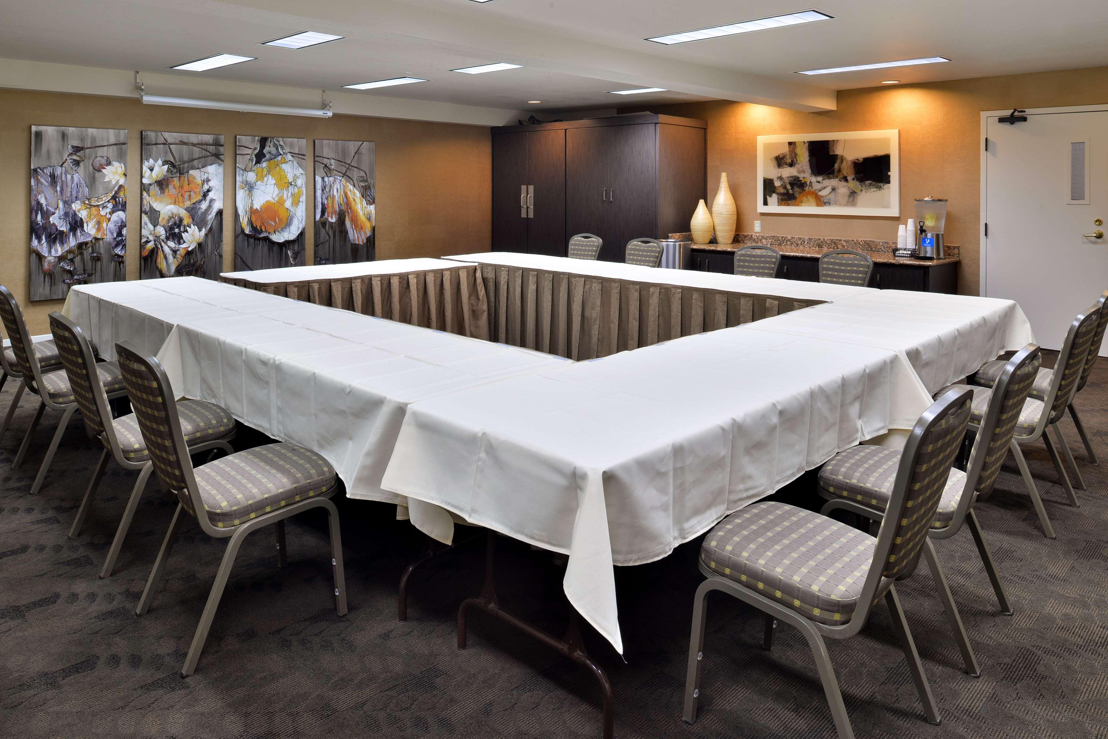 Best Western Plus Novato Oaks Inn Exterior photo