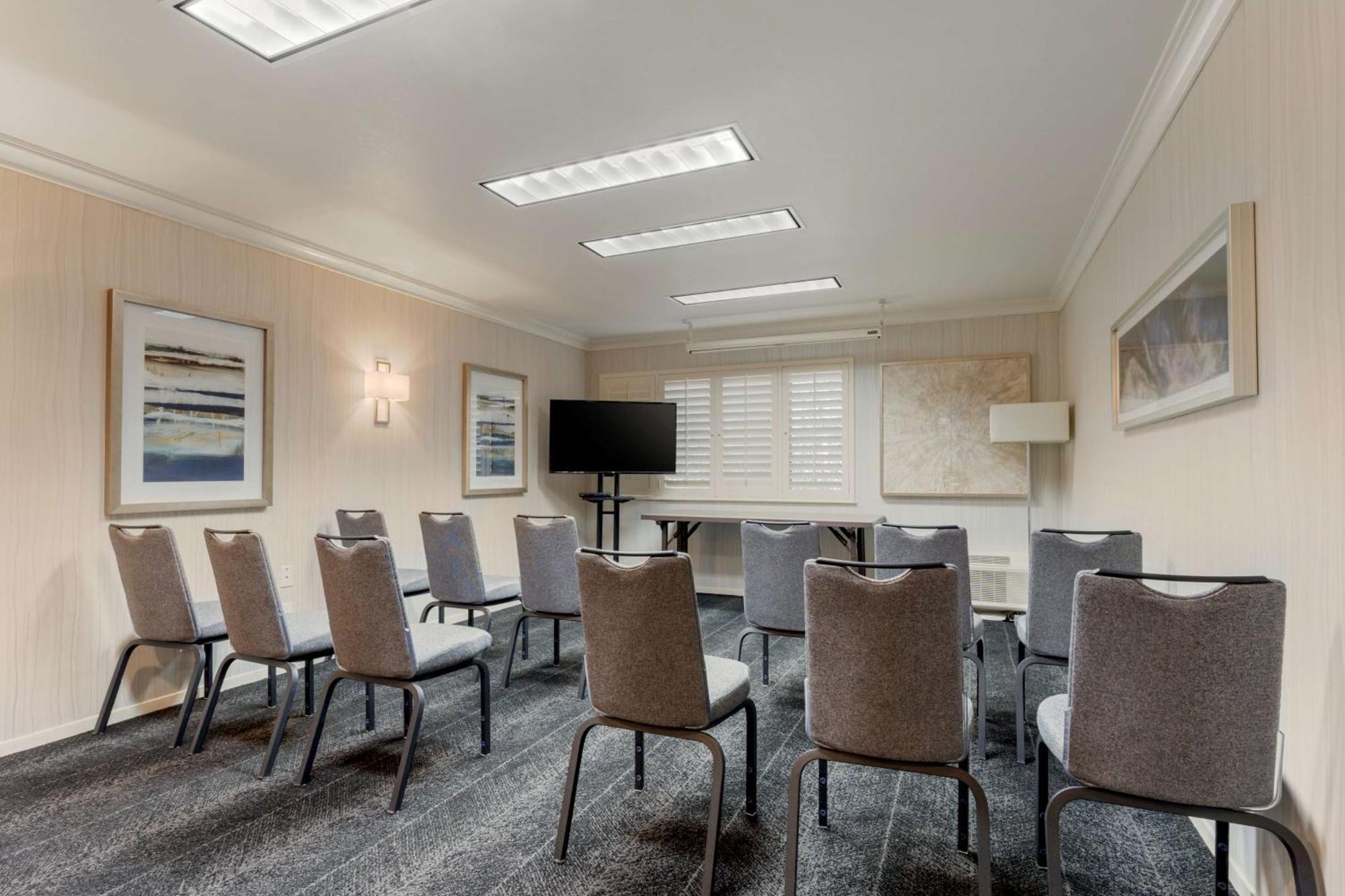 Best Western Plus Novato Oaks Inn Exterior photo
