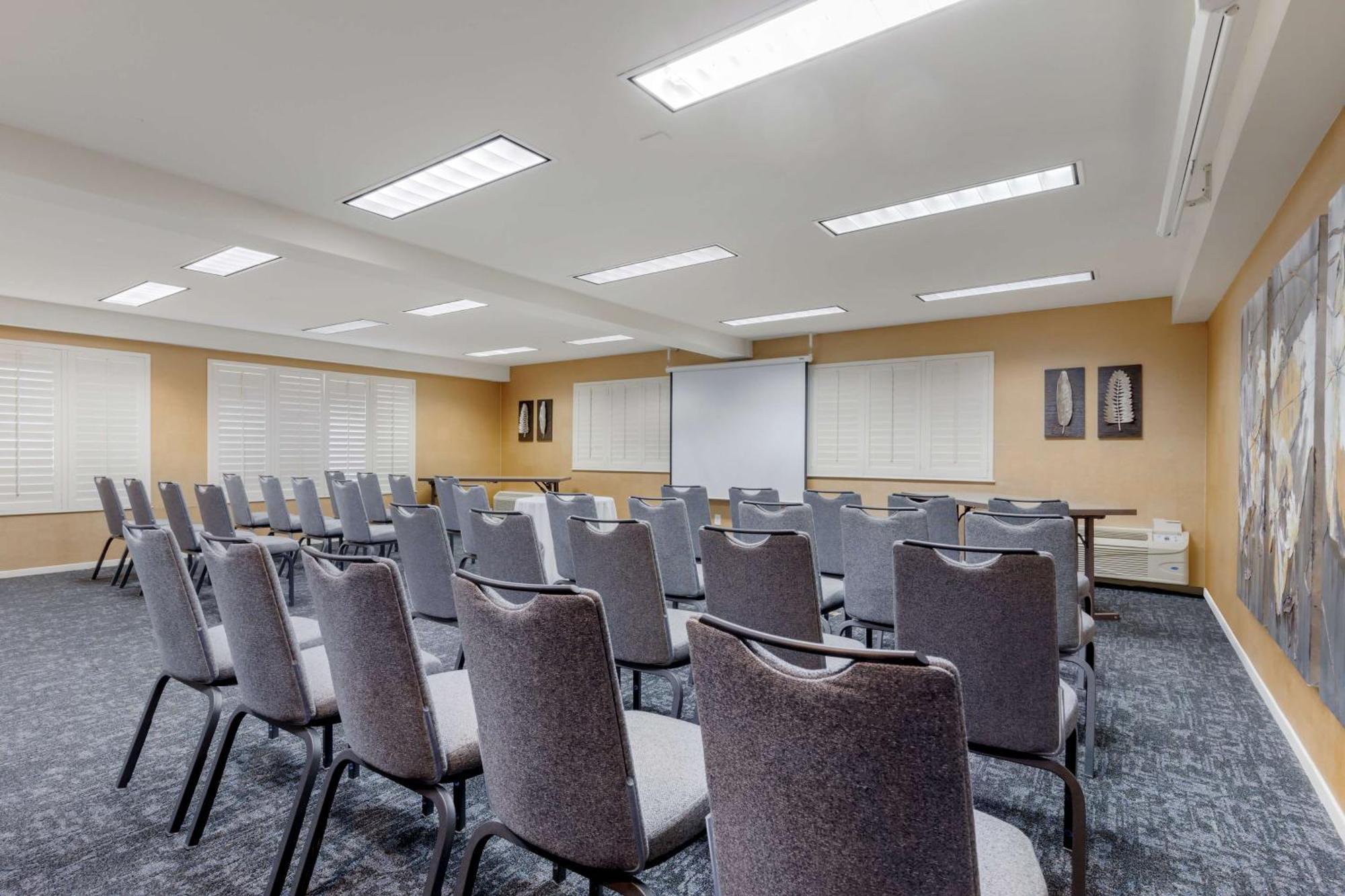 Best Western Plus Novato Oaks Inn Exterior photo